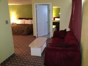New Red Carpet - Room