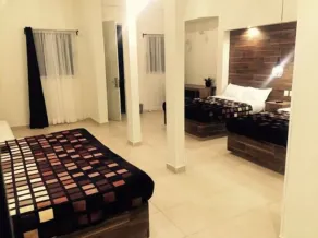 Hotel V - Habitación