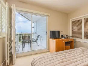 The Pool Resort Kingscliff - 2 BR Ocean Facing Apartment (6230) - Holiday Management Co. - Rum