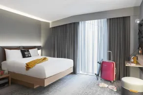 Moxy Slough - Room
