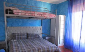 Rainbow House - Habitación