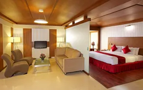 Hotel Aurora Towers - Room
