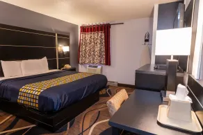 Coratel Inn & Suites by Jasper Hastings - Værelse