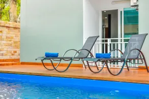 Naiyang Place - Phuket Airport - Piscine