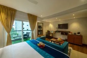 Royal Ace Boutique Hotel - Room