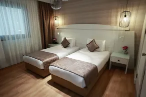 Nova Plaza Orion Hotel - Camera