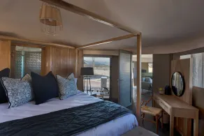 Kingfisher Retreat by Sharjah Collection - Chambre