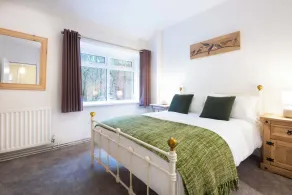 Dovestone Cottage - Chambre