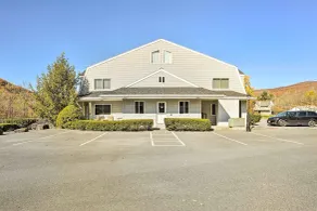 First-Floor Hunter Condo < 1 Mi to Slopes! - Interiör
