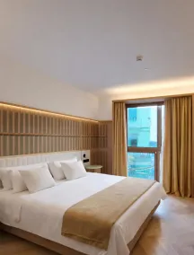 Cuber House Valencia, Curio Collection By Hilton - Room