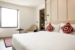 Golden Tulip Lucknow - Room