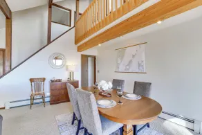 Private Beach & Deck: Spacious Lake Michigan Home - Innenbereich