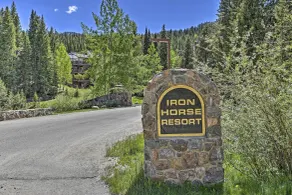 Ski-In/Ski-Out Winter Park Condo w/ Hot Tub Access - Interior