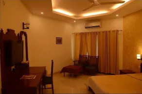 Ethnic India Tourist Resort - Room