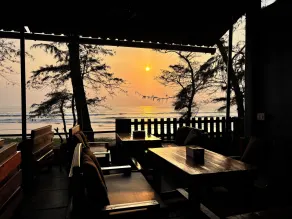 Peace Garden Beach Resort - Restaurant