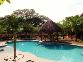 Marbella Surf Inn - Pool