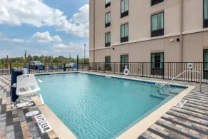 Comfort Inn & Suites Jacksonville - Orange Park Near Naval Air Station - Pool