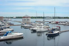 Delta Hotels by Marriott Kingston Waterfront - Chambre