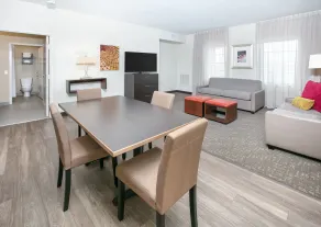 Staybridge Suites Plano - Richardson Area by IHG - Room