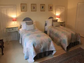 Church Farmhouse B & B - Room