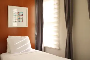 Midtown West Hotel - Chambre