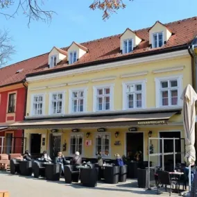 Regal Residence MK - Bar (in der Unterkunft)