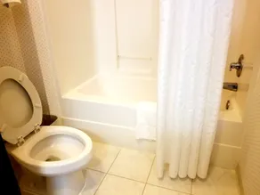 Rodeway Inn Urbana Champaign University Area - Salle de bain