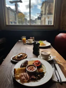 The Crooked Swan - Restaurante