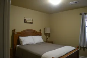 Echo Canyon Resort & Marina - Rum