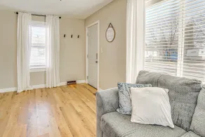 Pet-friendly Watertown Home ~ 1 Mi to Downtown! - Interiør