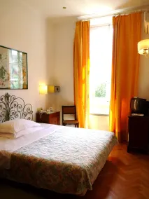 Classic Hotel - Room
