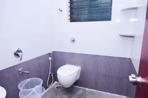 Hotel Stay Shine - Badezimmer
