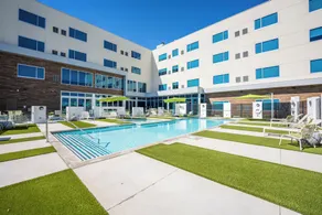 Element by Marriott Waco - Piscine