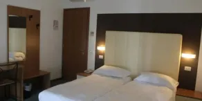 Hotel Garden - Camera