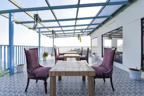 Fabhotel Green Acres - Restaurant