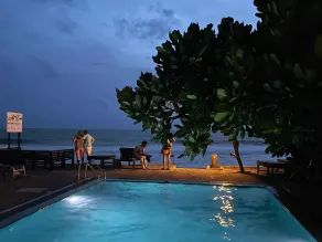 At Ease Beach Hotel - Piscine