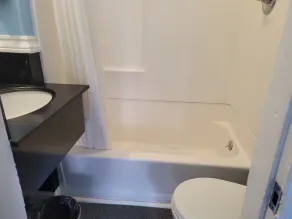 Ansonia Hotel - Hostel - Salle de bain