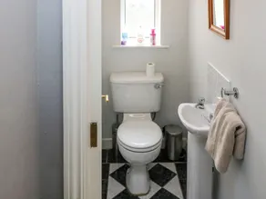 23 Cois Caol - Bathroom