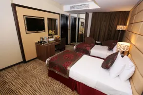 Al Hamra Hotel - Room