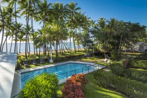 Alamanda Palm Cove by Belle Escapes - Pool
