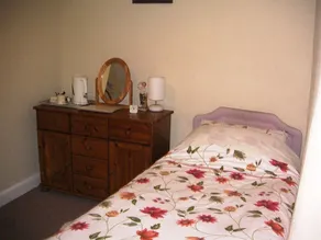 Ty Newydd Guest House - Room