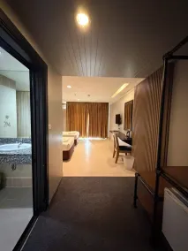 J & Y Lodge Hotel - Room