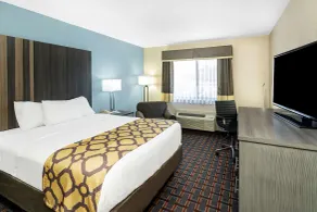 Baymont by Wyndham Tupelo - Chambre