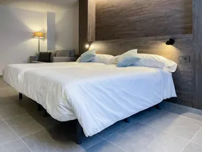 Hotel Quatre Llunes - Camera
