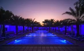 Fujairah Hotel & Resort - Piscina