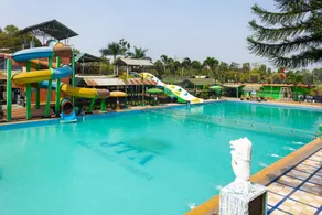 RedDoorz Resort Syariah @ Jaya Tirta Abadi - Pool