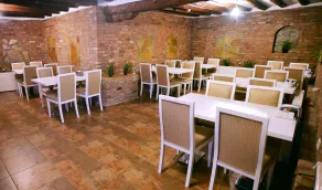 Uluhan Hotel - Restaurante