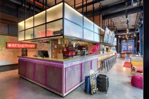 Moxy Lisbon City - Réception