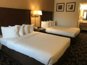 MorningGlory Inn & Suites - Chambre
