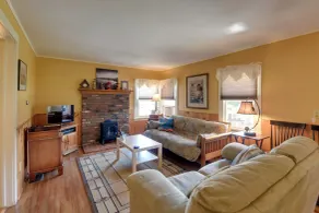 Private Beach Access! Lake Champlain Cabin - Innvendig